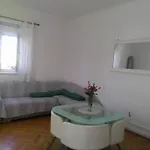 Marjan - One Bedroom With Shared Terrace Posedarje