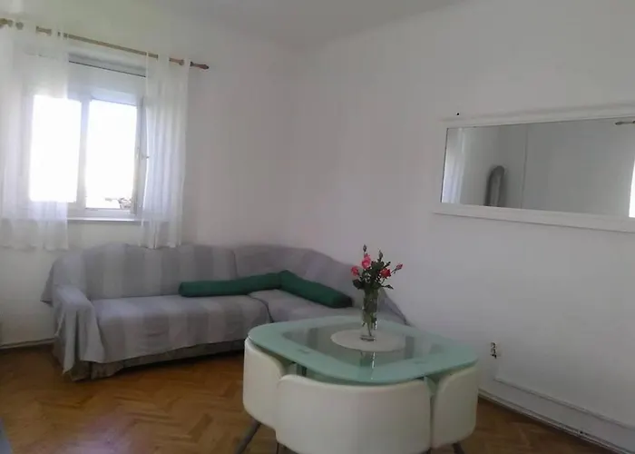 Marjan - One Bedroom With Shared Terrace פוסדריה