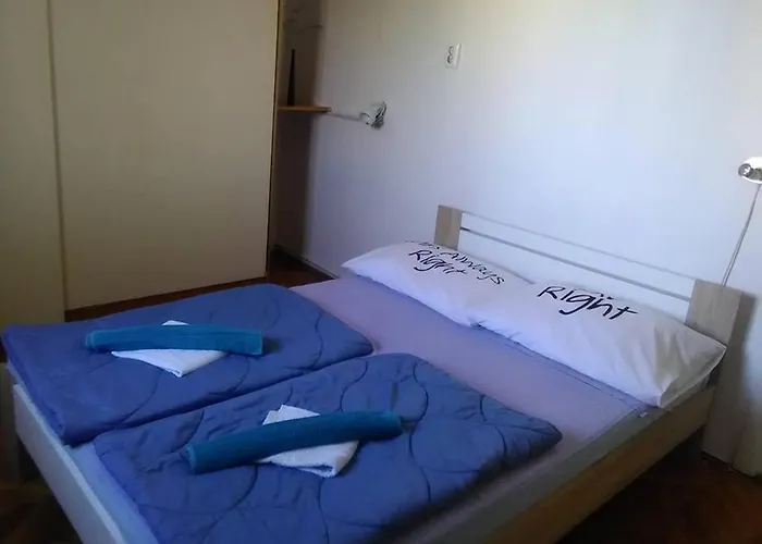 Marjan - One Bedroom With Shared Terrace