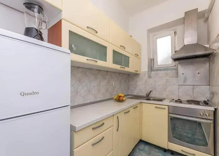 דירה Marjan - One Bedroom With Shared Terrace *